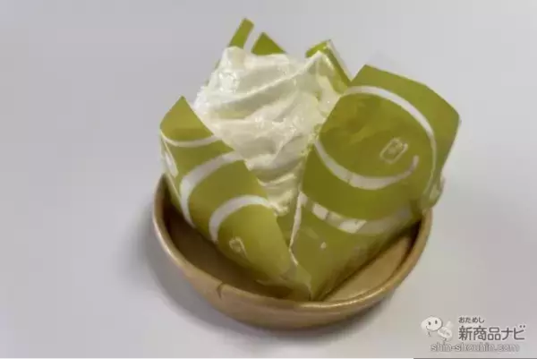 「【コンビニスイーツ9種レビュー】クリスマスにピッタリ！ おすすめのコンビニスイーツをご紹介！」の画像