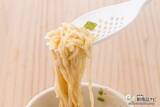 「麺も具も残さない新型ラーメンレンゲ『スクーン』ならストレスフリー＆ヘルシーにカップ麺を食べられる!?」の画像10