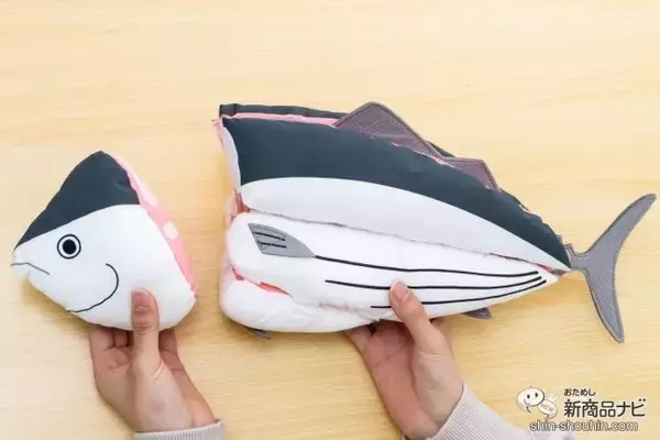 「食育の現場から生まれたぬいぐるみ！ ユニークで愛らしい『カツオ解体君』で3枚おろしを疑似体験」の画像