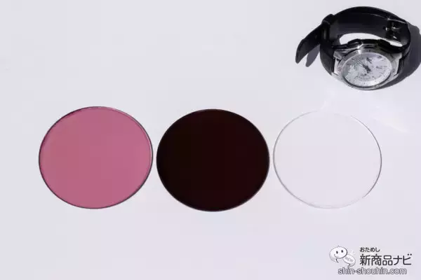 「紫外線の量で色の濃さが変わる！通常のメガネとサングラスを1つにできる『調光レンズ』とは!?」の画像