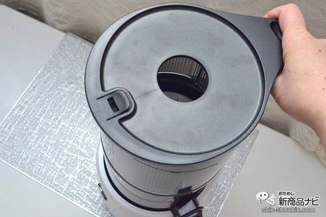 野菜や果物などの栄養素を自動でまるごとギュッ！ 『ヒューロムスロージューサー H-300E』で、美しい髪を目指したい！