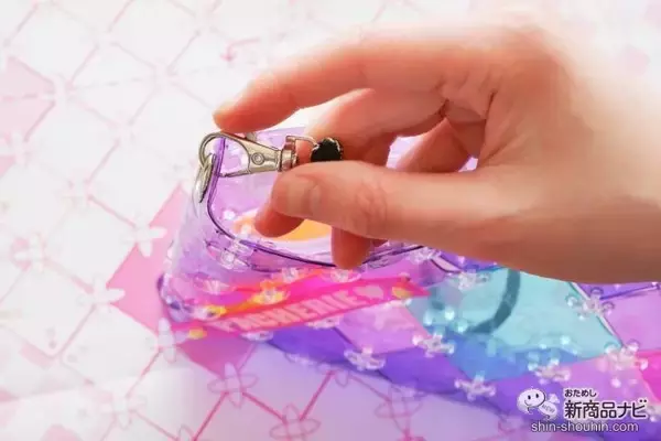 「カラフルなピースがいっぱい！ 新発売の『パチェリエ カラフルパレット』で作って遊んで可愛く持ち歩こう」の画像