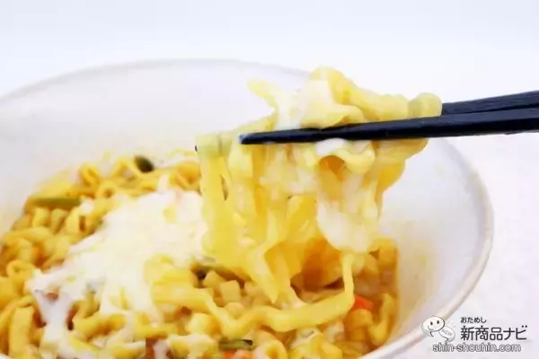 「スパイシーなスープともちもち麺がおいしい『オットギ カレーラーメン』で寒い冬も温まろう！」の画像