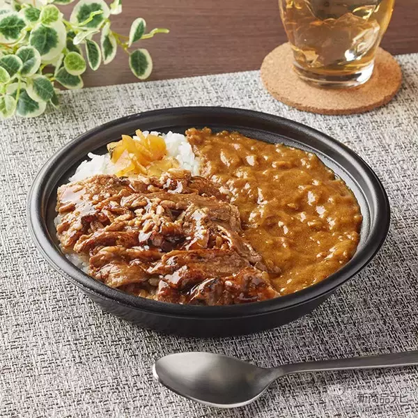 「『ファミリーマート・今週の新商品情報』ファミマ初のフードロス削減飲料『ごろごろ果肉バナナミルク』や『ダブルクリームサンド（生チョコクリーム＆ホイップ）』ほか」の画像