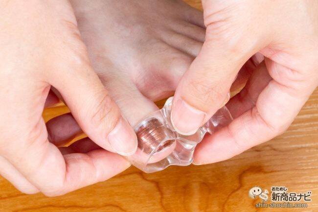 外反母趾による痛みをサポート！ 付け心地快適で歩行がラクになる『外反母趾楽歩』をレビュー