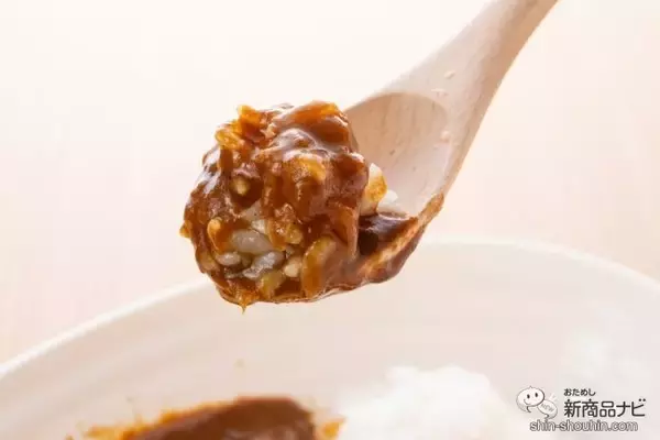 「糖質を気にする方に朗報！ ロカボライフを楽しめるパックごはん『matsukiyo LAB 糖質28.5gふっくらロカボごはん』が新登場！」の画像