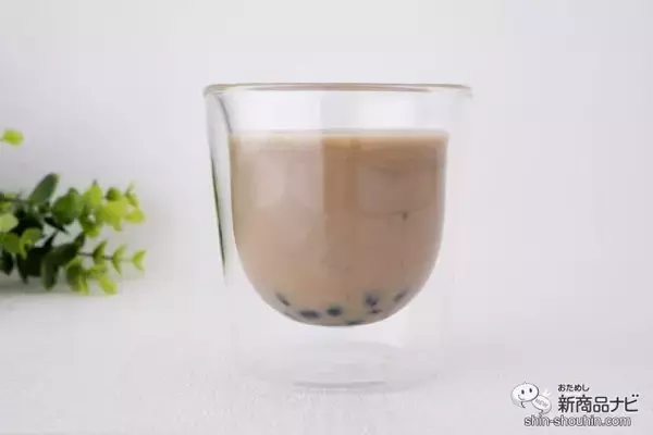 「アッサム茶葉使用で香り高く『POKECAFÉ タピオカ紅茶ラテ』は専門店の味にこだわった本格的な1杯」の画像