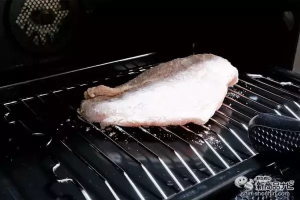 「漬け時間5分！ お肉の下味に大活躍『プラス糀 塩糀パウダー』は粉末タイプの塩糀」の画像