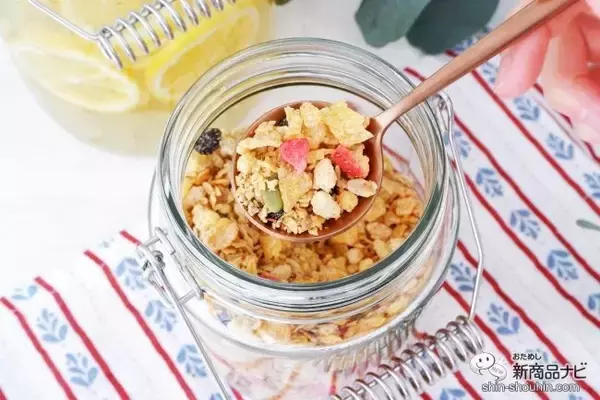 「インテリアに映えるガラスボトル『METAL HANDLE STOCKER（メタルハンドルストッカー）』でおしゃれな空間を作ろう」の画像