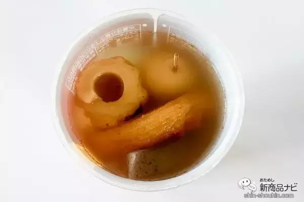 「レンジでチンだけパパっと本格メニュー！ 三ツ星カップ食堂の『おでん』『博多風もつ鍋』『牛すじ煮込み』『豚の角煮』をおためし♪」の画像