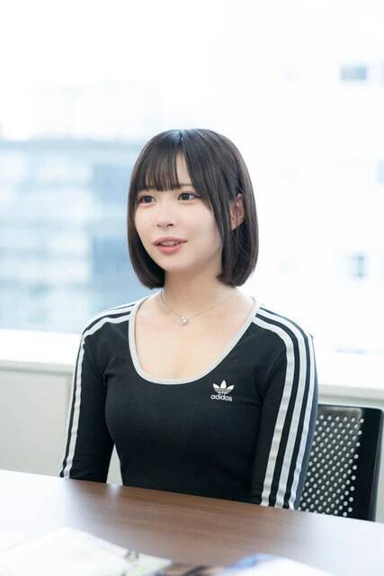 ゆるふわ系ミニロリGカップ美少女・木村夢叶（ゆめか）が語る初グラビアの記憶「『スク水ってこんなにエロいんだ......！』って思いました（笑）」
