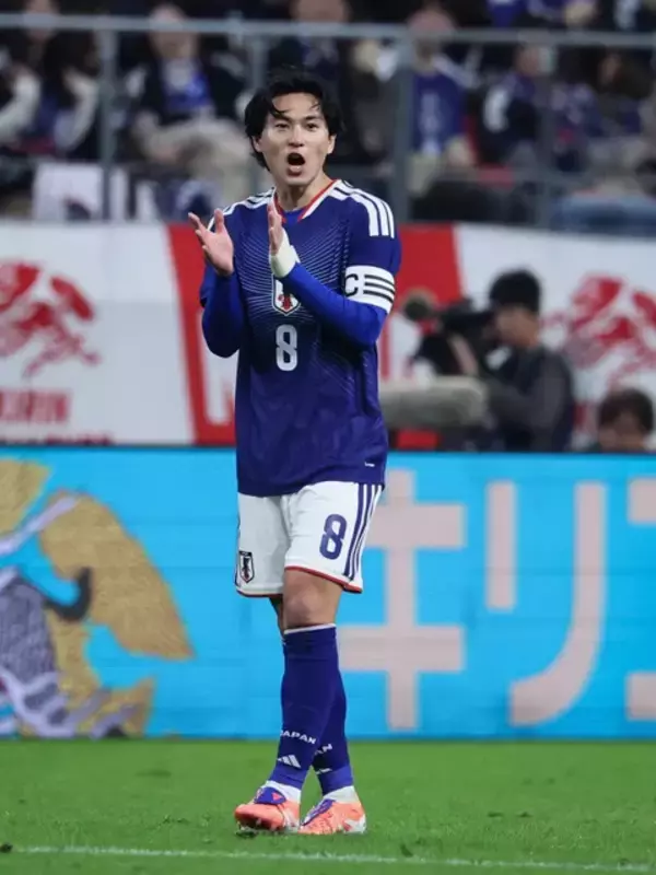 「南野拓実が負傷離脱で森保ジャパンに"大問題"発生！　久保建英に「栄光の背番号8」を!!」の画像