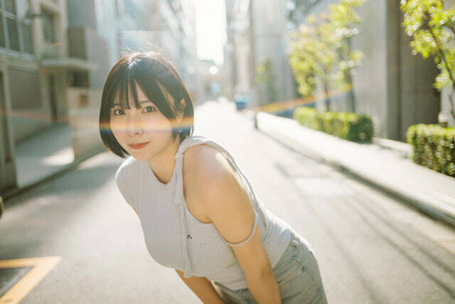 【独占カット公開】大事なところも隠していない!?　薬剤師グラドル・三橋くんが"無修正写真集"に挑んだワケ