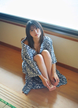 ライブアイドル界最強の童顔巨乳・瀬戸みるかが少し大人っぽい温泉デートグラビアに挑戦！「夢は週プレさんの表紙。そのときは撮影日までに完璧に九九を覚えます！」