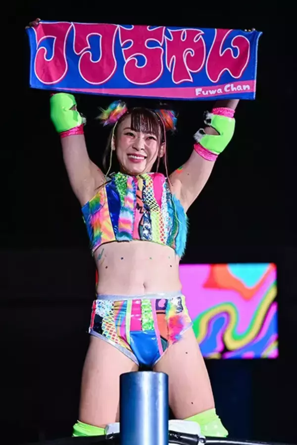 「密着！ "新人レスラー"フワちゃん、「2度目の青春」にリングイン!!」の画像