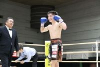 「怪物（モンスター）に憧れた少年」　プロボクサー・伊藤千飛の夢＜前編＞