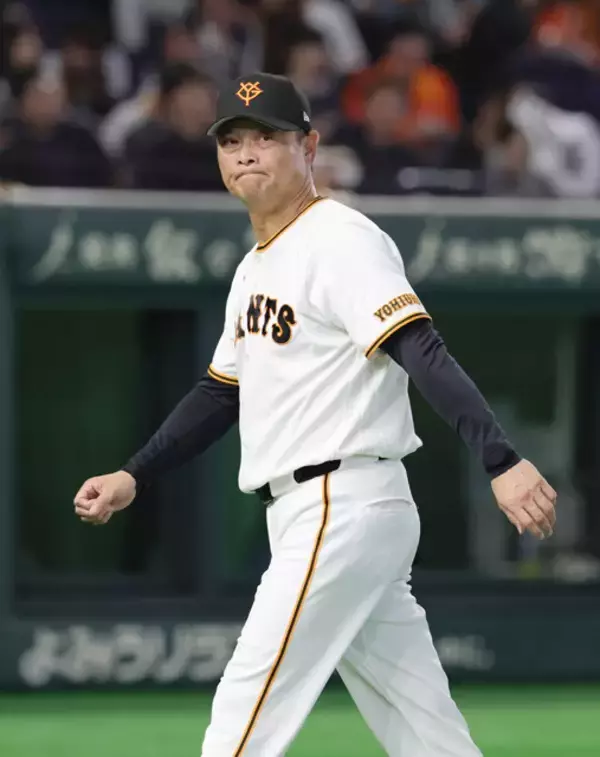 「大展望！　プロ野球後半戦「4つの論点」。セは史上初の同率首位ターン、パは鷹が独走ターン......優勝＆CS進出をかけた"真夏のサバイバルレース"の行方は？」の画像