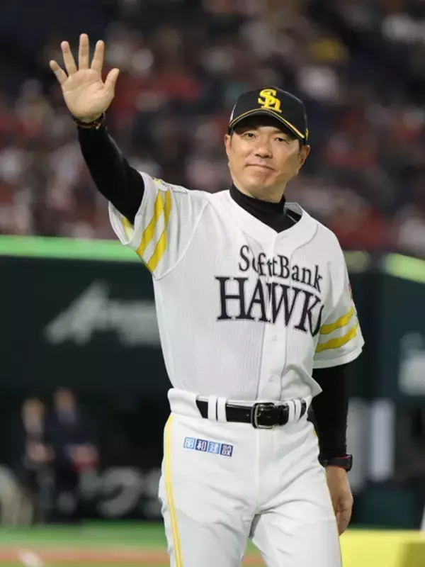 「大展望！　プロ野球後半戦「4つの論点」。セは史上初の同率首位ターン、パは鷹が独走ターン......優勝＆CS進出をかけた"真夏のサバイバルレース"の行方は？」の画像