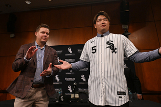 メジャーに挑戦する2大スラッガー、村上宗隆、岡本和真の現地の評価は？