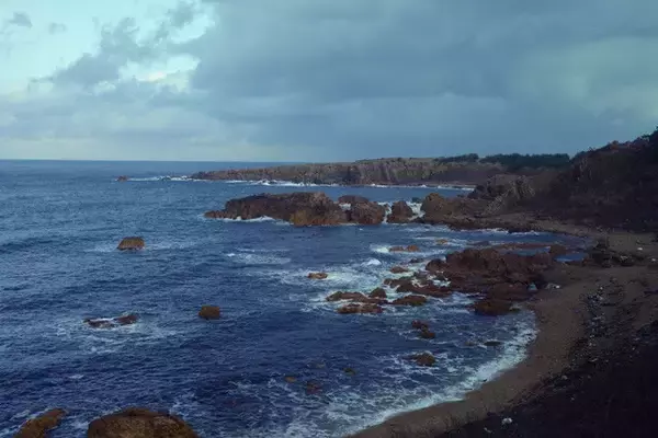 「2026年は午年なので、青森県の驫木（とどろき）駅に行ってイギリストーストを食べた」の画像