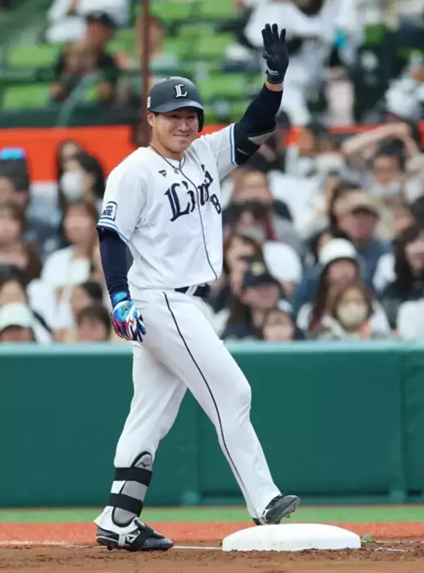 「【プロ野球2026 パ・リーグ展望】春季キャンプも大盛況！ "エース電撃移籍"で揺れる「因縁の2強対決」の行方は!?」の画像
