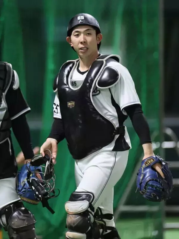 「【プロ野球2026 パ・リーグ展望】春季キャンプも大盛況！ "エース電撃移籍"で揺れる「因縁の2強対決」の行方は!?」の画像
