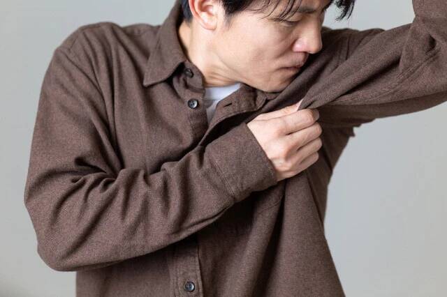 汗っかき季節に気をつけたい"足裏臭"の基礎知識