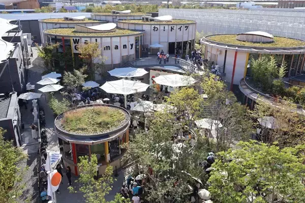 「万博パビリオン「建設費未払い問題」被害者の告白。追加工事費がまったく支払われない！　協会や行政はなぜ対応できないのか......？　」の画像