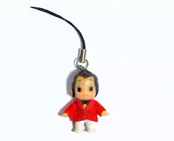 「なぜかコスプレをし始めた！　平成のキューピー人形【山下メロの平成レトロ遺産：112】」の画像