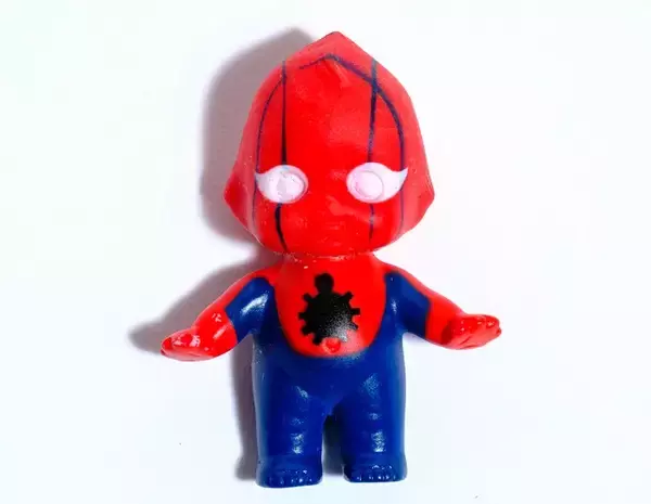 「なぜかコスプレをし始めた！　平成のキューピー人形【山下メロの平成レトロ遺産：112】」の画像