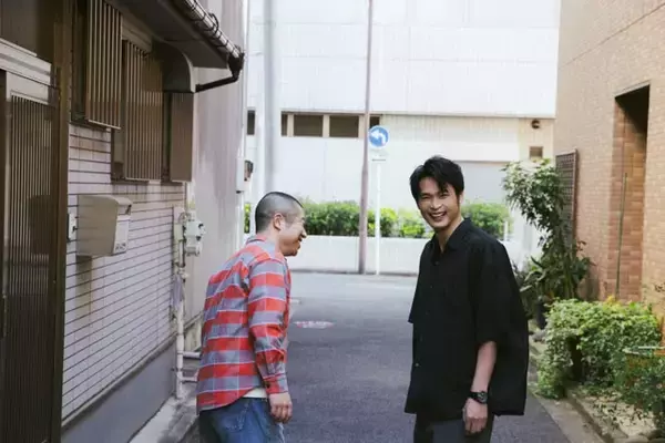 「【SHOW-WA青山隼の果てしない延長戦】『ぽかぽか』で2年3ヶ月共演していたハライチ・澤部佑と語り合う〈前編〉」の画像