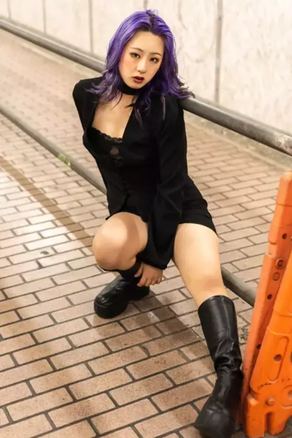 「女子プロレスファンもグラビアファンも虜にする"グラレスラー"の新星・姫ゆりあ「リングに上がった時のポーズは、お尻がきれいに見えるようにグラビアでグラビアで研究しました（笑）」」の画像