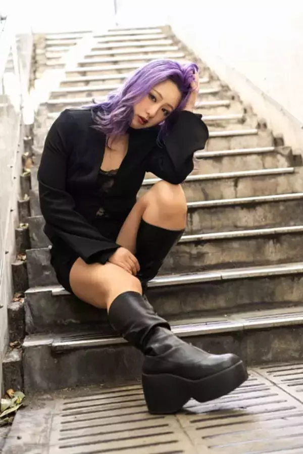 「女子プロレスファンもグラビアファンも虜にする"グラレスラー"の新星・姫ゆりあ「リングに上がった時のポーズは、お尻がきれいに見えるようにグラビアでグラビアで研究しました（笑）」」の画像