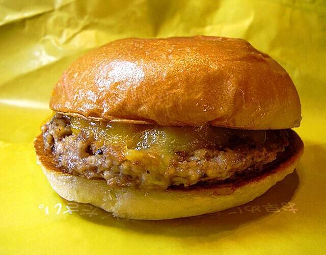 新ブランド「ゼッテリア」に切り替わり3月末に消滅...。ゼッテぇ忘れねぇ！「ロッテリア」の思い出