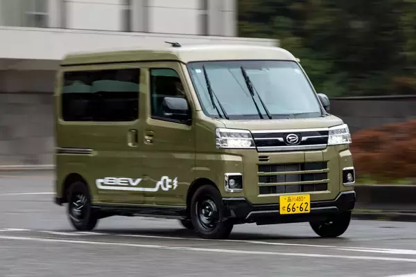 ダイハツも2台同時投入！「電気で働くクルマ」はニッポンEV普及の切り札になるのか!?