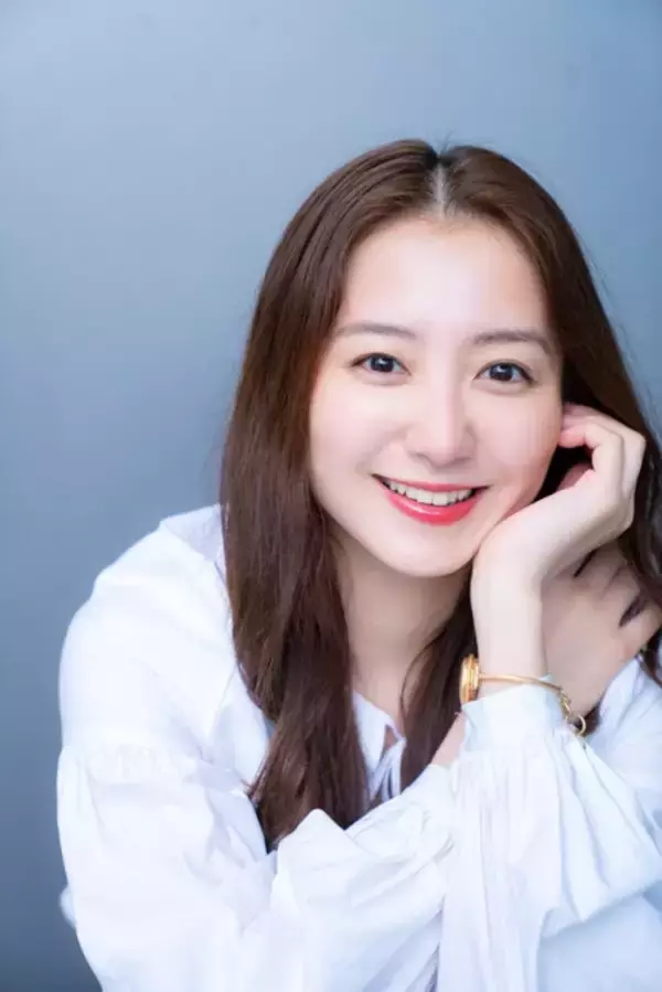 「女優・高田里穂が語るグラビアへの想い「グラビアはもっとも自分を美しく残してくれる『魔法』です」」の画像