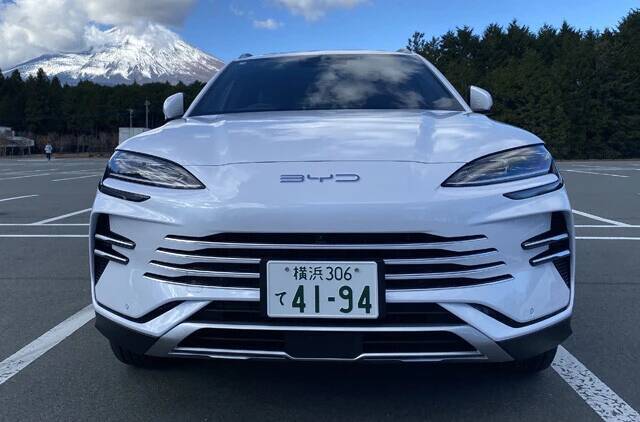 中国から超デフレ価格で襲来した噂のPHEVを公道試乗！　BYD シーライオン6は日本車を食うか!?