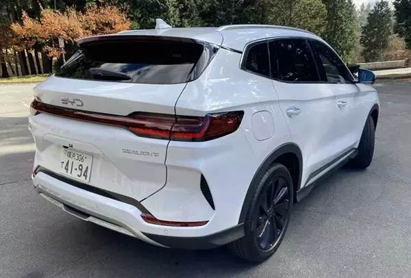 「中国から超デフレ価格で襲来した噂のPHEVを公道試乗！　BYD シーライオン6は日本車を食うか!?」の画像