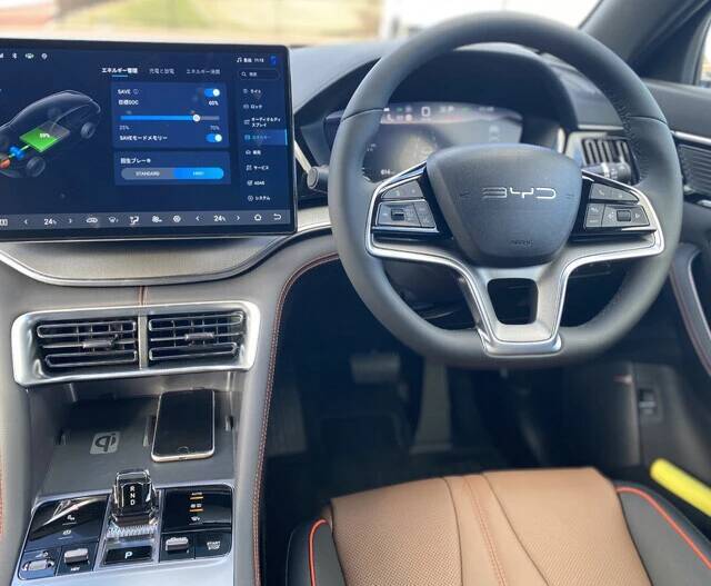 中国から超デフレ価格で襲来した噂のPHEVを公道試乗！　BYD シーライオン6は日本車を食うか!?