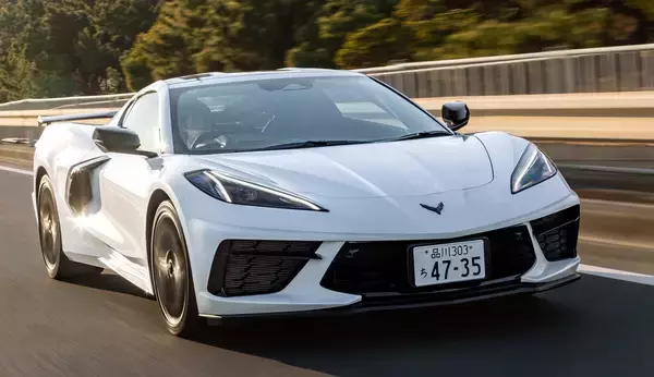 超ド級の6.2リットル・V8を搭載した"ゴリゴリのアメ車"を公道で試す！　「シボレー・コルベットクーペ3LT」は男をたぎらせるのか!?