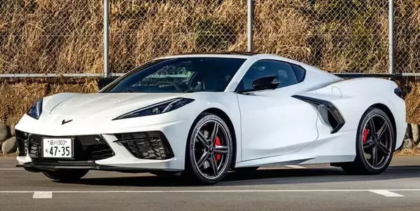 「超ド級の6.2リットル・V8を搭載した"ゴリゴリのアメ車"を公道で試す！　「シボレー・コルベットクーペ3LT」は男をたぎらせるのか!?」の画像