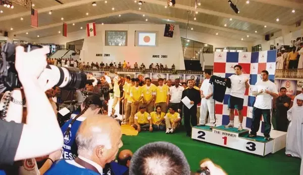 「寝技で人生大逆転。プロレス入りに3度失敗した菊田早苗が世界の頂に立った日」の画像