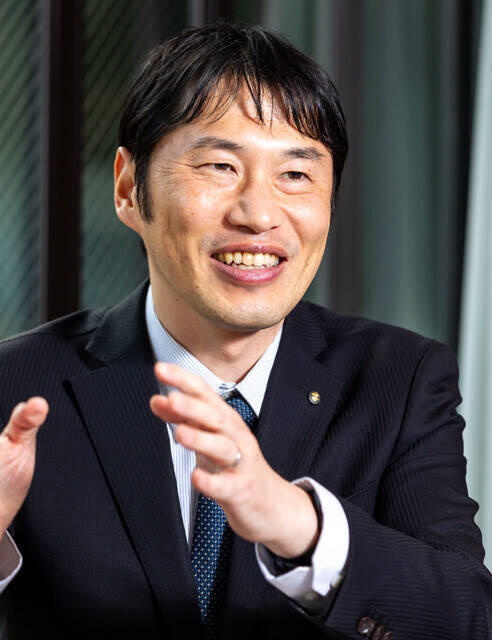 スズキ初の量産EVを公道テスト！　eビターラは"国民的EV"になれるのか!?