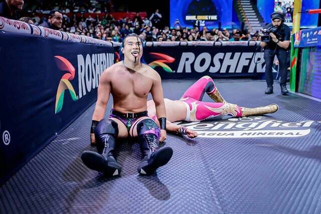 本田圭佑に憧れてメキシコに渡ったサッカー少年が、現地でプロレスラーに！人気上昇中のルチャドール・YUTANI直撃インタビュー「新日本に呼ばれるまでは、日本に帰らない」