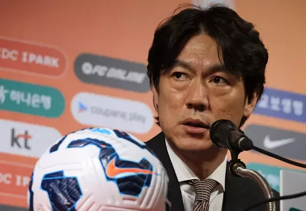 韓国代表前監督・洪明甫（ホン・ミョンボ）は日本が救うべきだろ！