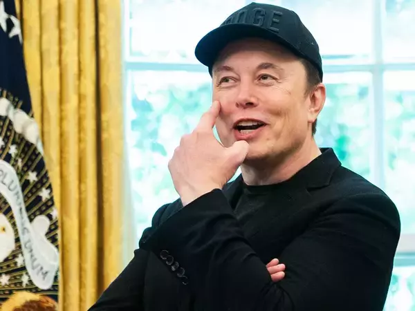 「「ねぇ@grok」は犯罪か？　年末年始に世界的に拡散した"AIで人の服を脱がす"悪ノリ」の画像