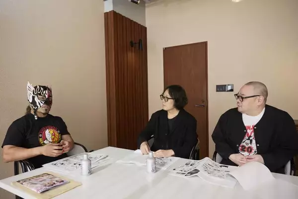 「年末に新日本プロレスのエル・デスペラード、再び乱入！ 『キン肉マン』大好き作家・燃え殻×爪切男の先月の肉トーク!! vol.52【コミックス派はネタバレ要注意!】」の画像