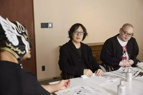 「年末に新日本プロレスのエル・デスペラード、再び乱入！ 『キン肉マン』大好き作家・燃え殻×爪切男の先月の肉トーク!! vol.52【コミックス派はネタバレ要注意!】」の画像