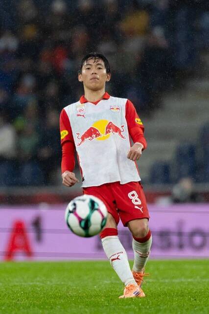 森保ジャパン"W杯メンバー当落線上の16人"総チェック!!!　"南野枠"の最適解は27歳ルーキー？