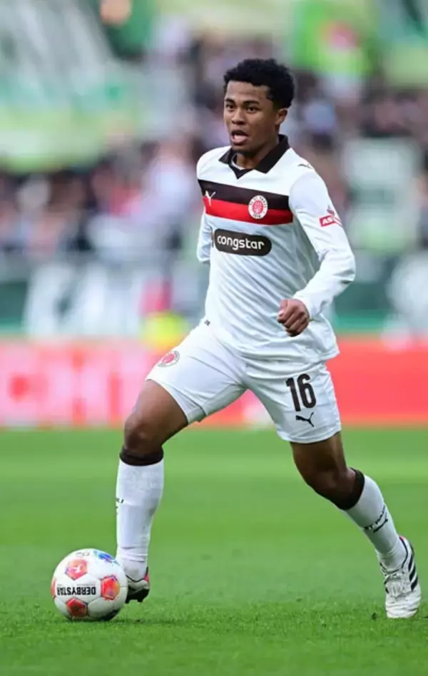 「森保ジャパン"W杯メンバー当落線上の16人"総チェック!!!　"南野枠"の最適解は27歳ルーキー？」の画像